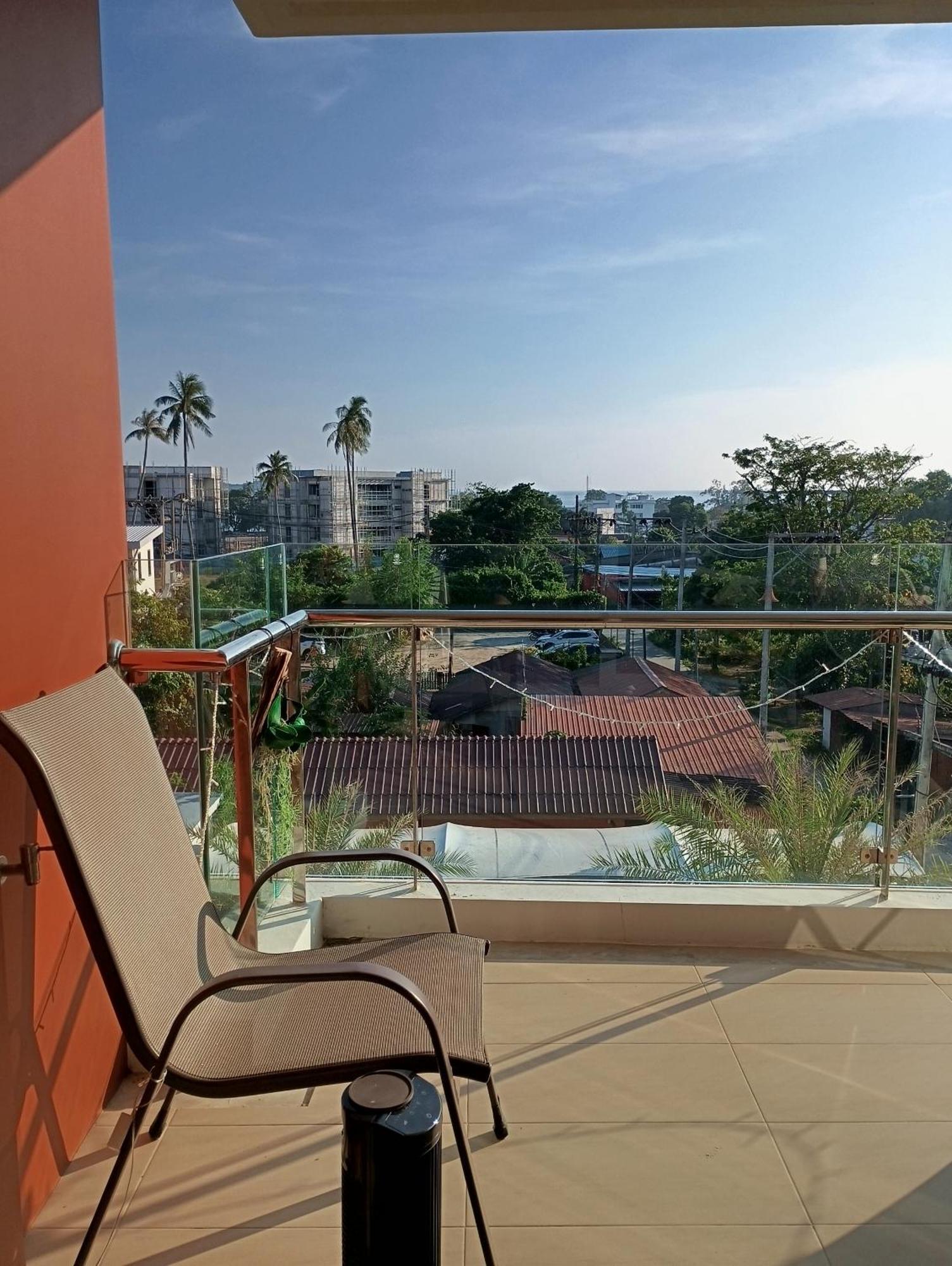 Babylon Sky Garden - Long Term Holiday Rentals Rawai 객실 사진
